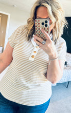 Load image into Gallery viewer, Stripe Button Detail Top