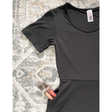 Load image into Gallery viewer, Julia Rose Dakota Dress women’s boutique midi dress front view, Woman wearing Julia Rose Dakota Dress casual everyday outfit
