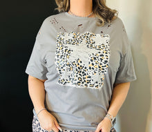 Load image into Gallery viewer, Leopard Stars Distressed Tee