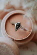 Load image into Gallery viewer, Priza Rutilated Black Sterling Silver Ring