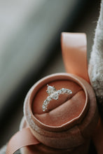 Load image into Gallery viewer, Dahlia Sterling Silver Ring