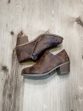 Load image into Gallery viewer, Addison Suede Booties
