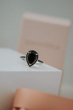 Load image into Gallery viewer, Celestine Black Heart Sterling Silver Ring
