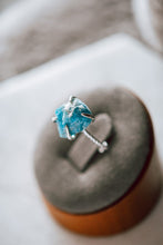 Load image into Gallery viewer, Millie Twist Natural Stone Open Size Ring