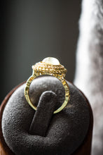 Load image into Gallery viewer, Ellie Moonstone Gold Ring
