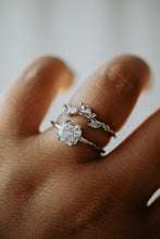 Load image into Gallery viewer, Amira 2PC Sterling Silver Ring Set