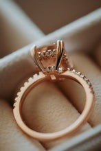 Load image into Gallery viewer, Rachel Champagne Morganite Rose Gold Ring