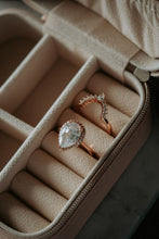 Load image into Gallery viewer, Jazlyn Pear Cut 2PC Rose Gold Ring Set