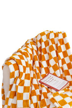 Load image into Gallery viewer, Checkered Throw Blanket