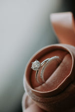 Load image into Gallery viewer, Reina 2PC Sterling Silver Ring Set