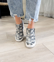Load image into Gallery viewer, Ari Sneaker Wedge in Denim Americana