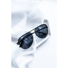 Load image into Gallery viewer, Ready to Ship | The Kay - High Quality Unisex Aviator Sunglasses*