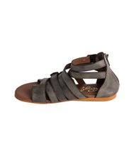 Load image into Gallery viewer, Blair Sandals in Black