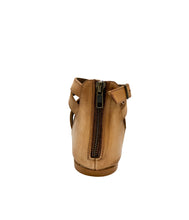 Load image into Gallery viewer, Blair Sandals in Tan