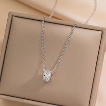 Load image into Gallery viewer, Victoria Four Leaf Clover Dainty Necklace