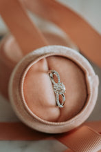 Load image into Gallery viewer, Aspen Round Cut 1CT Moissanite on Sterling Silver