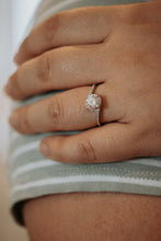 Load image into Gallery viewer, Archer 1CT Moissanite on Sterling Silver