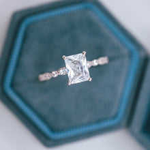 Load image into Gallery viewer, The Emilia Ring