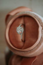 Load image into Gallery viewer, Archer 1CT Moissanite on Sterling Silver