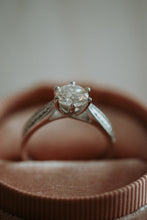 Load image into Gallery viewer, Maisie 1CT Moissanite on Sterling Silver