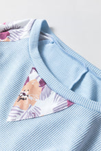 Load image into Gallery viewer, Floral Patchwork Balloon Sleeve Top