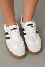 Load image into Gallery viewer, White Striped Lace Up Sneakers