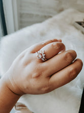Load image into Gallery viewer, Janet Morganite Rose Gold Ring Set
