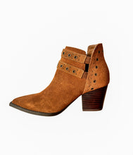 Load image into Gallery viewer, Elsa Leather Ankle Boot in Tan