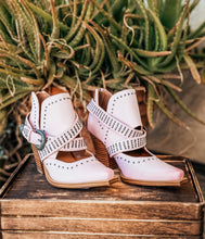 Load image into Gallery viewer, Fiona Ankle Boot in Pink