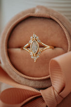 Load image into Gallery viewer, Lilou Marquise Cut Rose Gold Ring