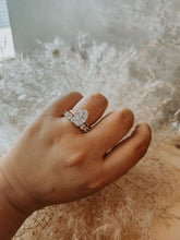 Load image into Gallery viewer, Estelle 2PC Champagne Gold Ring Set