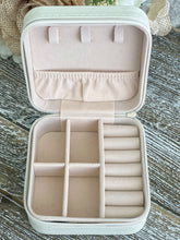 Load image into Gallery viewer, Travel Jewelry Box "Off White"