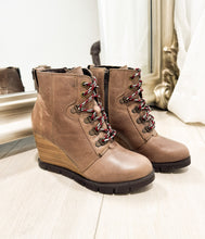 Load image into Gallery viewer, Joana Boot in Taupe