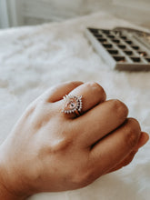 Load image into Gallery viewer, Jordyn Morganite Rose Gold Ring Set