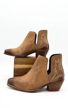 Load image into Gallery viewer, Kickin' Booties in Tan
