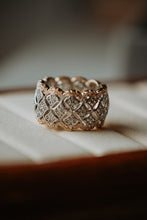 Load image into Gallery viewer, Demna Rose Gold Ring Band