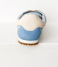 Load image into Gallery viewer, Madrid Sneaker in Light Blue