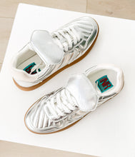 Load image into Gallery viewer, Milan Metallic Sneaker in Silver