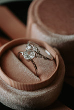 Load image into Gallery viewer, Amira 2PC Sterling Silver Ring Set