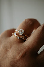Load image into Gallery viewer, Raya 2PC Champagne Gold Ring Set