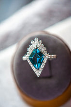Load image into Gallery viewer, Maeve Blue Crystal Sterling Silver Ring