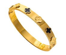 Load image into Gallery viewer, Clara 4 Leaf Flower Clover Gold Bangle