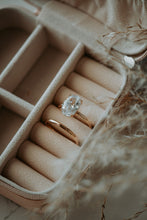 Load image into Gallery viewer, Robyn 2PC Champagne Gold Ring Set