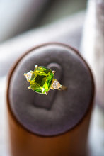 Load image into Gallery viewer, Camila Emerald Oval Cut Gold Ring