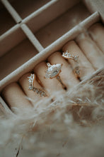 Load image into Gallery viewer, Janece 3PC Champagne Gold Ring Set