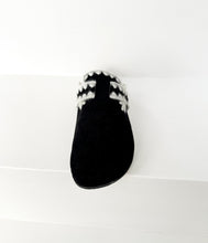 Load image into Gallery viewer, Soft Steps Mule in Black
