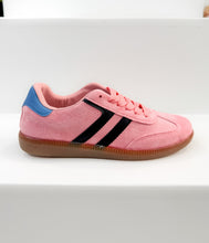 Load image into Gallery viewer, Stockholm Sneaker in Pink/Black