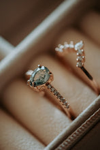Load image into Gallery viewer, Vienna Moss Agate Rose Gold Ring Set