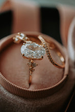 Load image into Gallery viewer, Reese 3PC Champagne Gold Ring Set