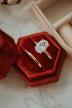 Load image into Gallery viewer, Robyn 2PC Champagne Gold Ring Set